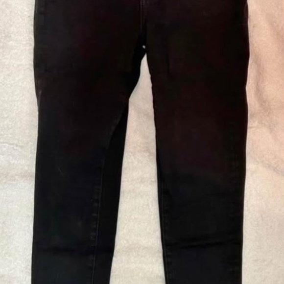 AE Dream Jean Like New! - Picture 2 of 3